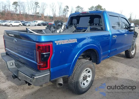 2022 Ford F-250 Lariat из США, поврежденный, VIN 1FT7W2BN3NEC40980